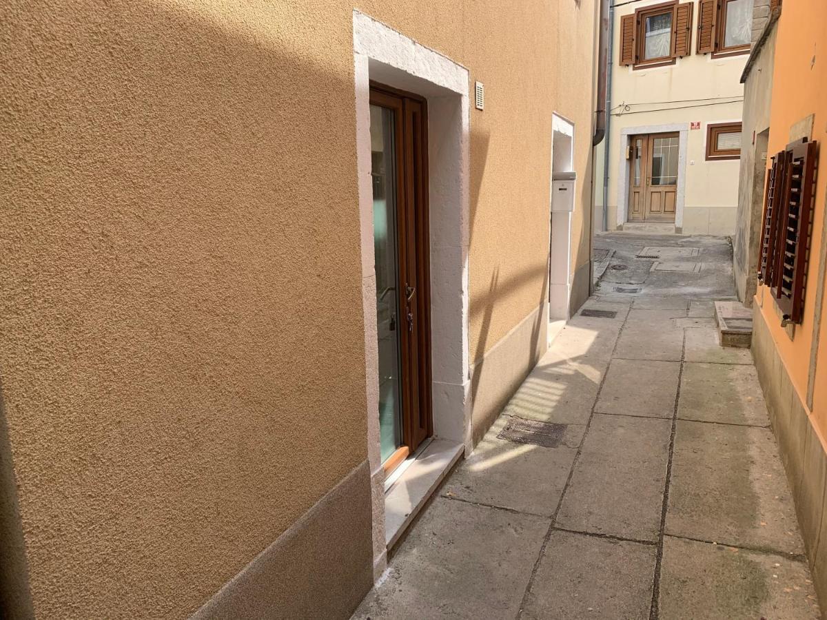 Apartment Old Town Izola Exterior photo